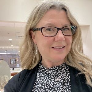 Meet your Posher, Wendy